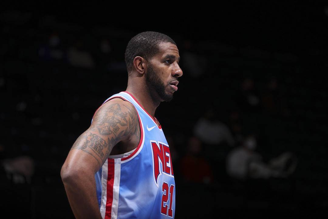 两江中学共 两江中学共