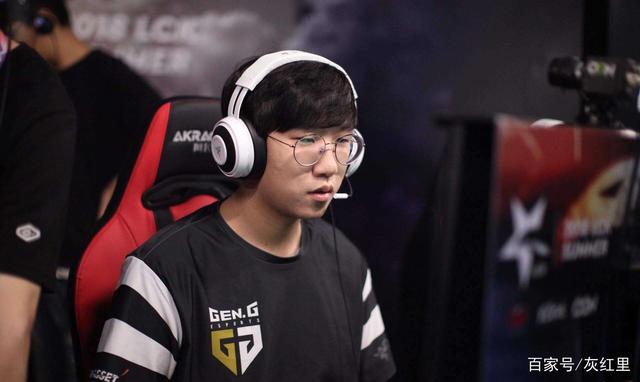 禁区内完成 禁区内完成